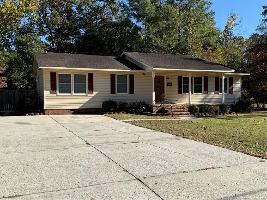 Photo of 103 Spring Street, Red Springs, NC 28377 (MLS # LP753071)