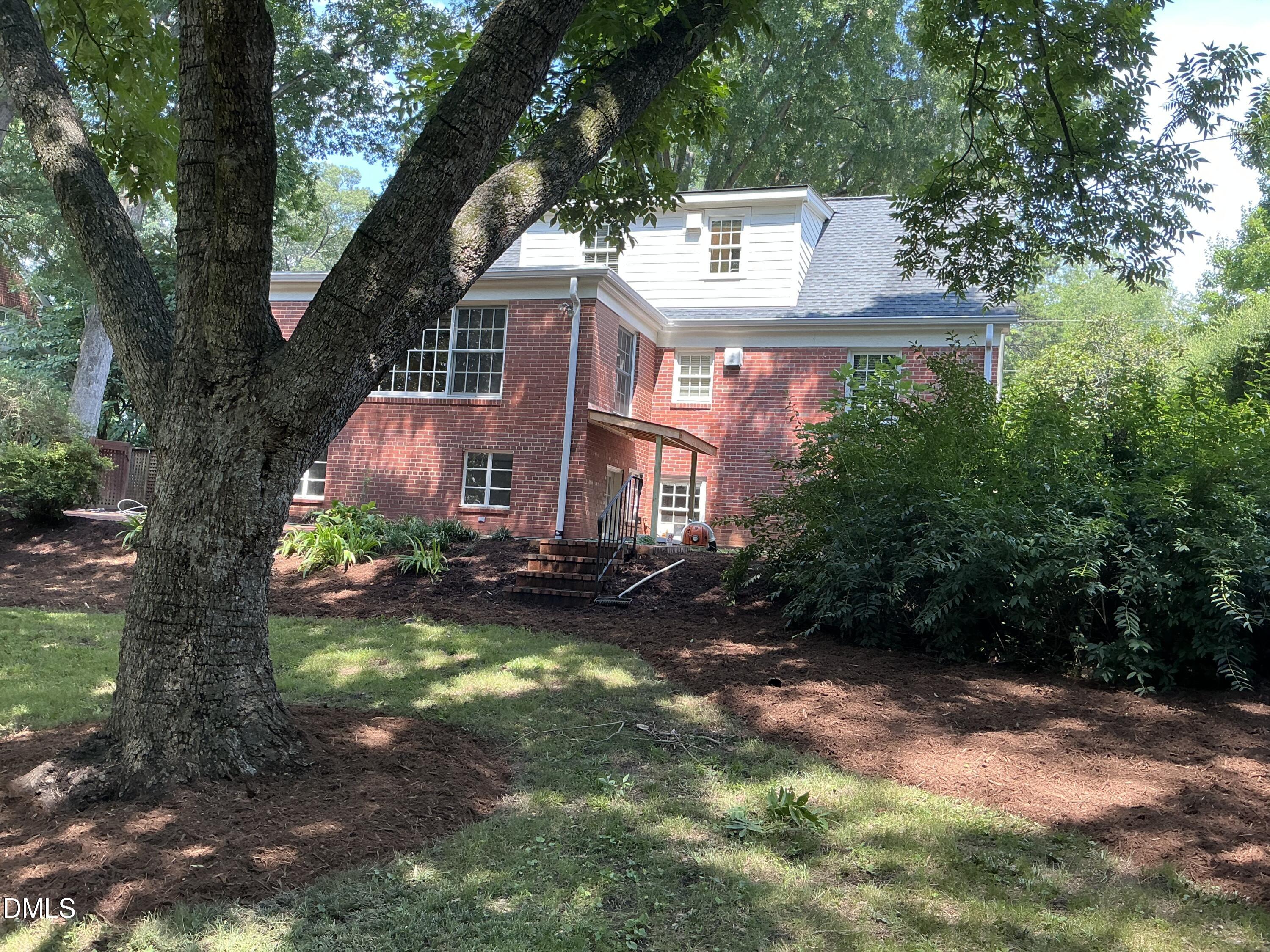119 Montgomery Street