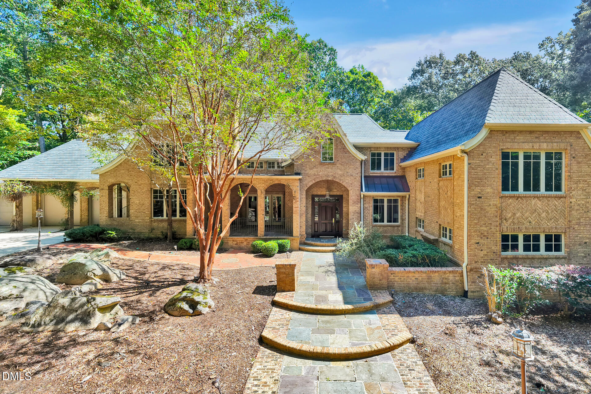 51 Araya Lane