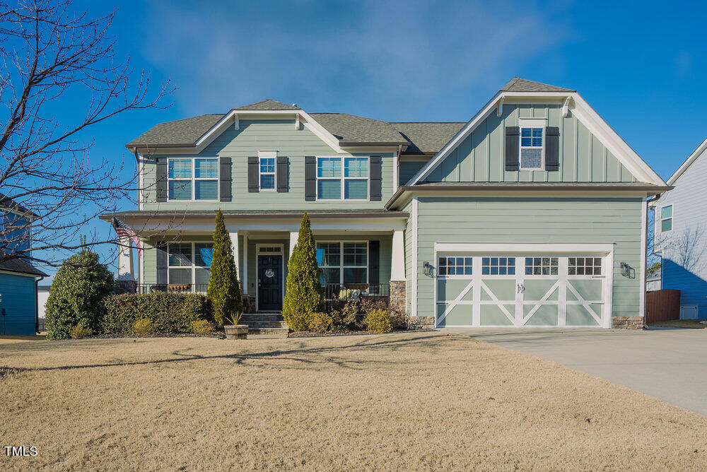 416 Granite Saddle Drive
