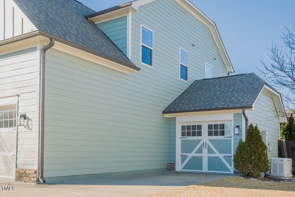 416 Granite Saddle Drive