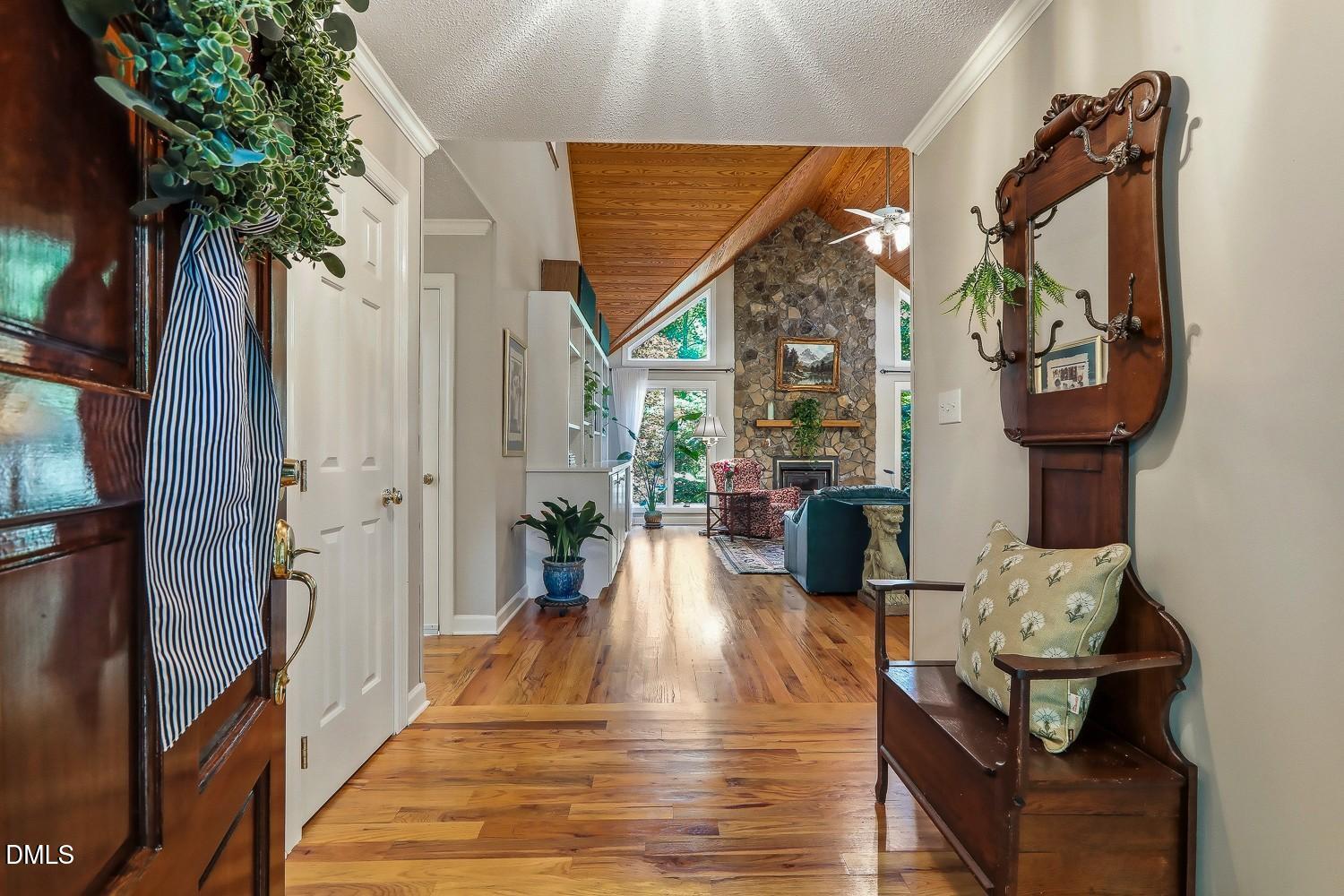 8208 Aberloch Court