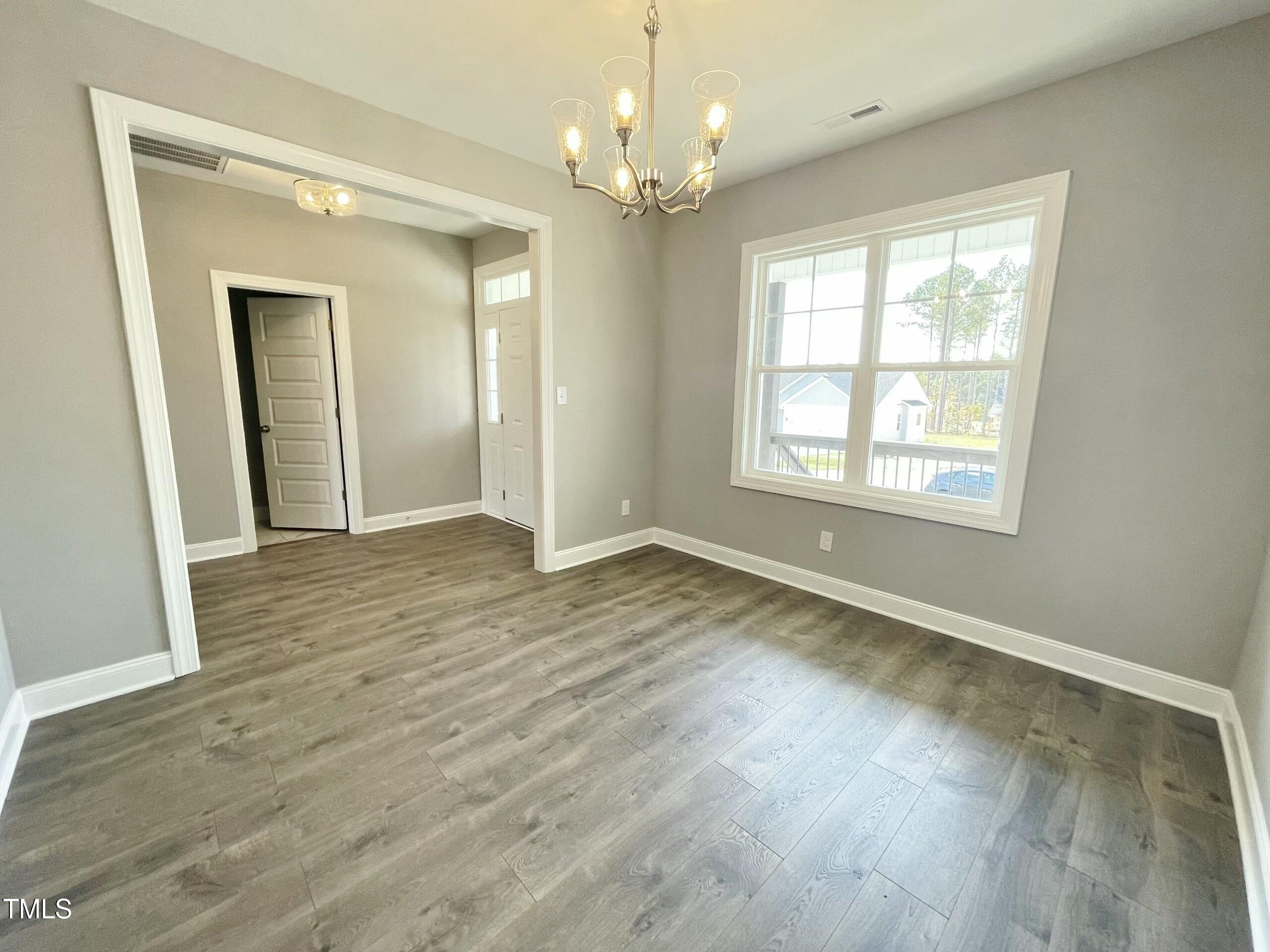 186 Gumtop Drive