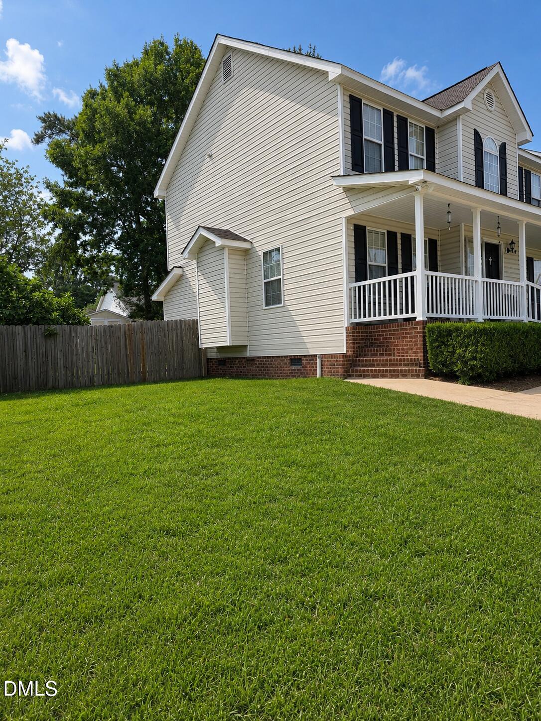 205 Spinel Lane
