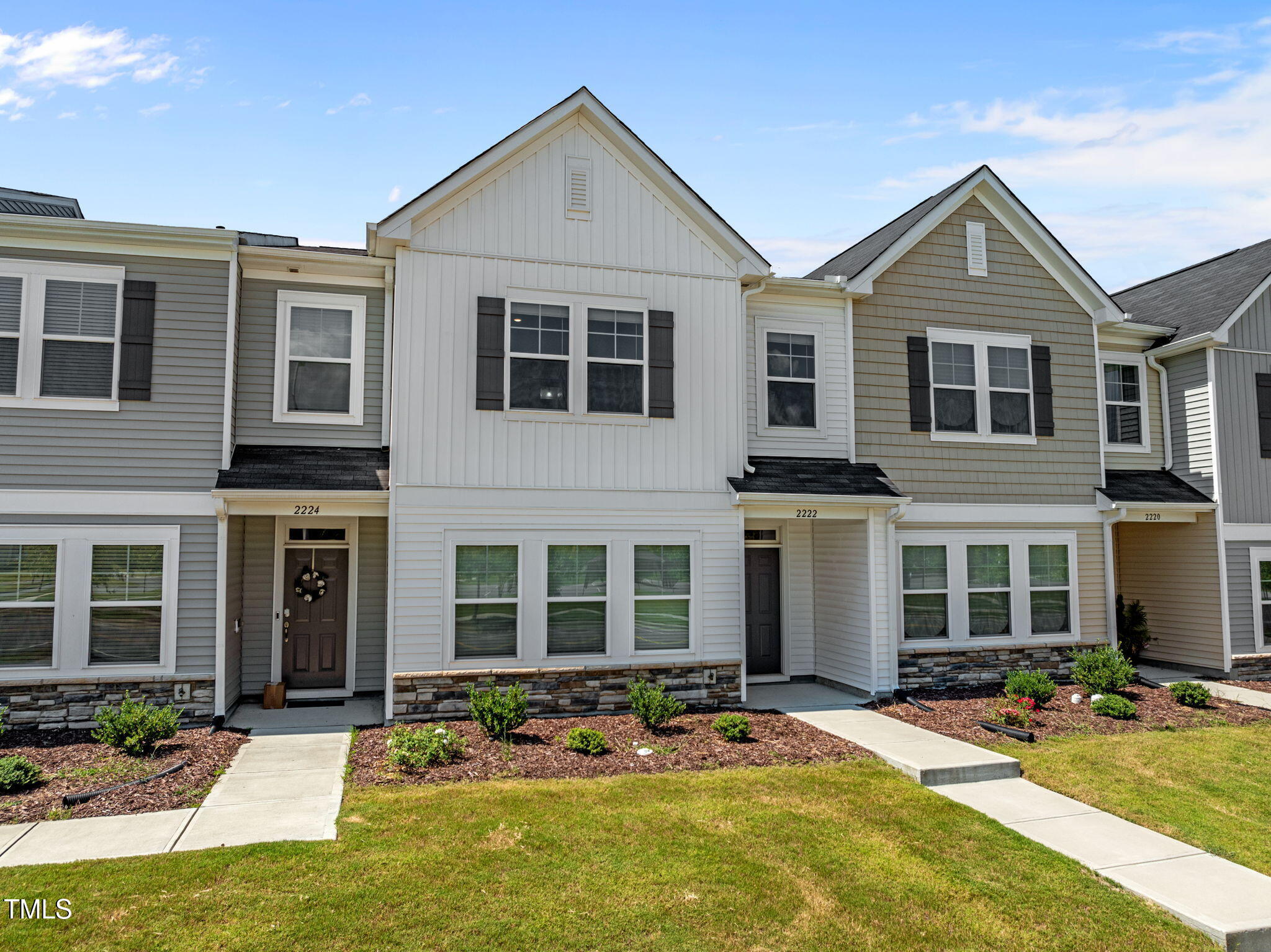 2222 Kasota Lane