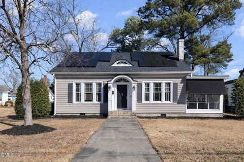 604 W Divine Street Dunn NC 28334