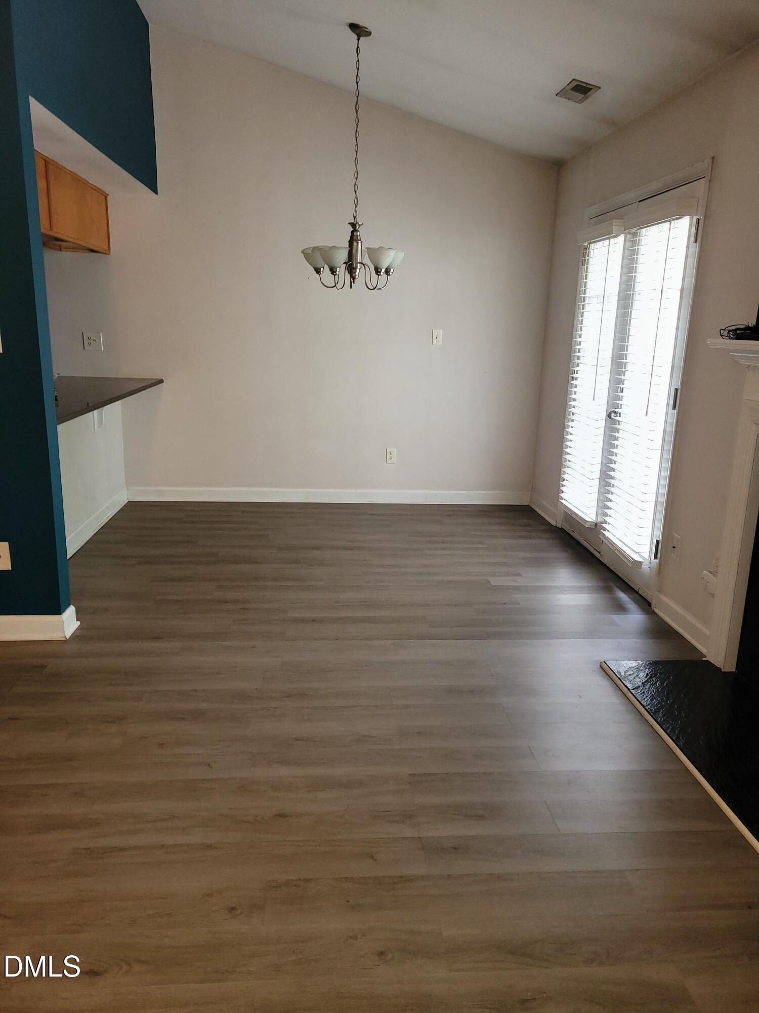 3311 Tarleton E A06