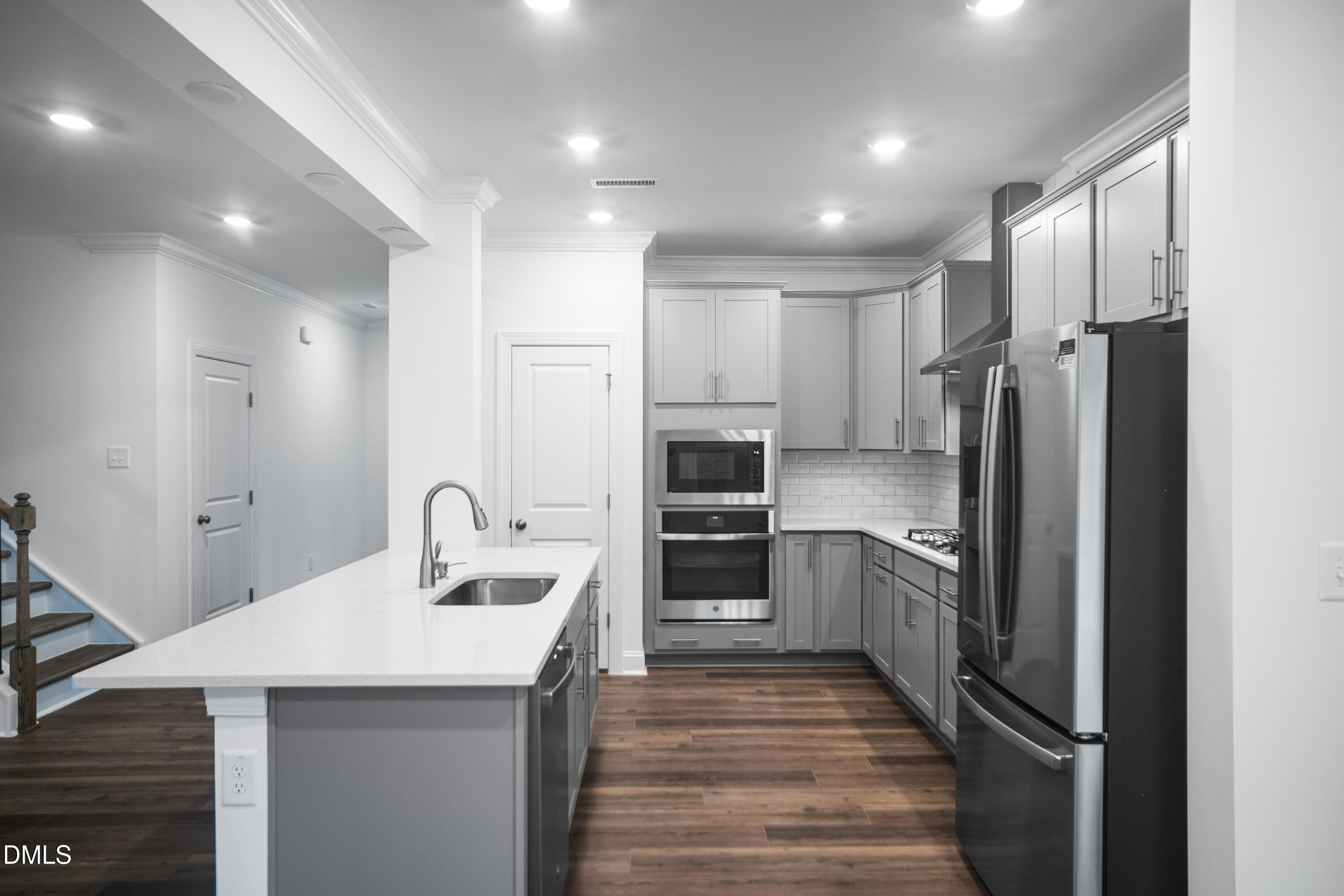 1624 Goldfinch Perch Lane