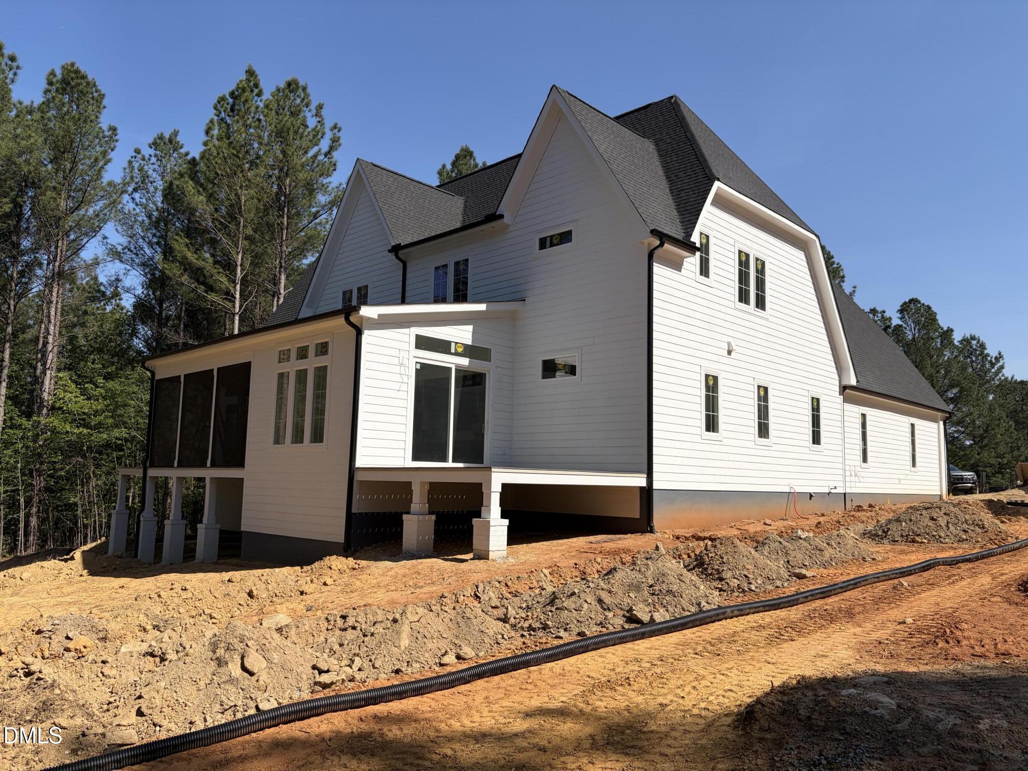 33 Blackhorn Court