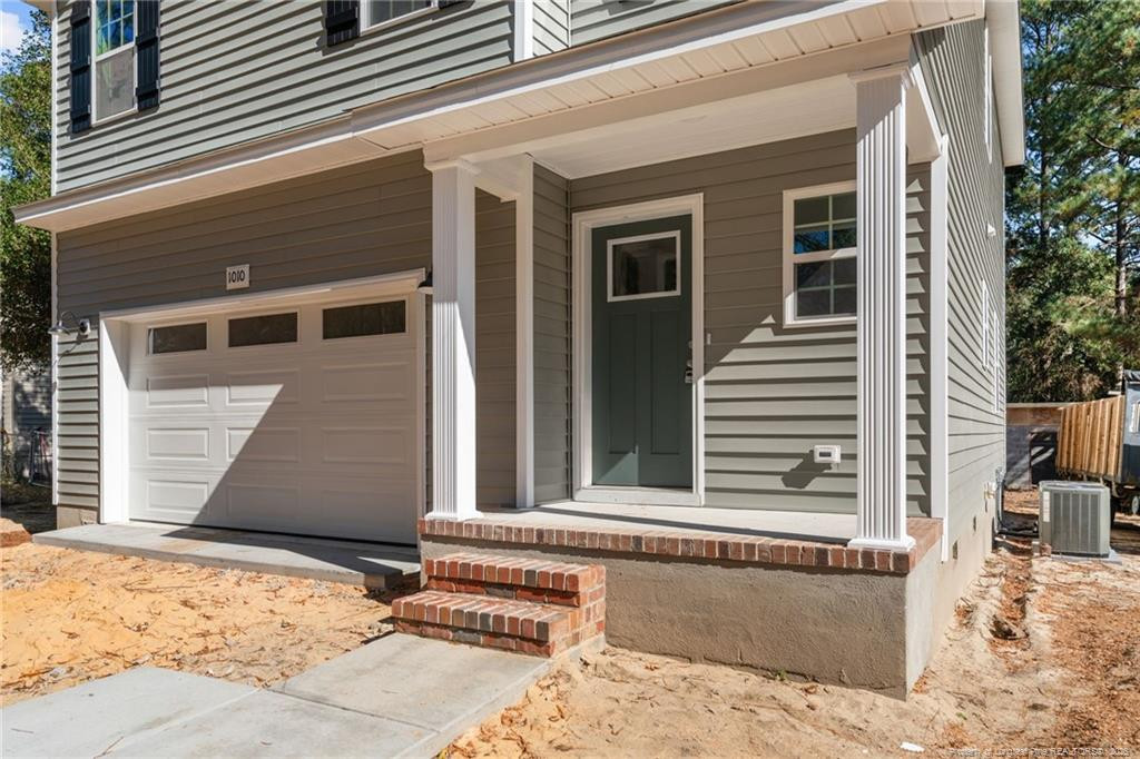 1010 W Saunders Avenue