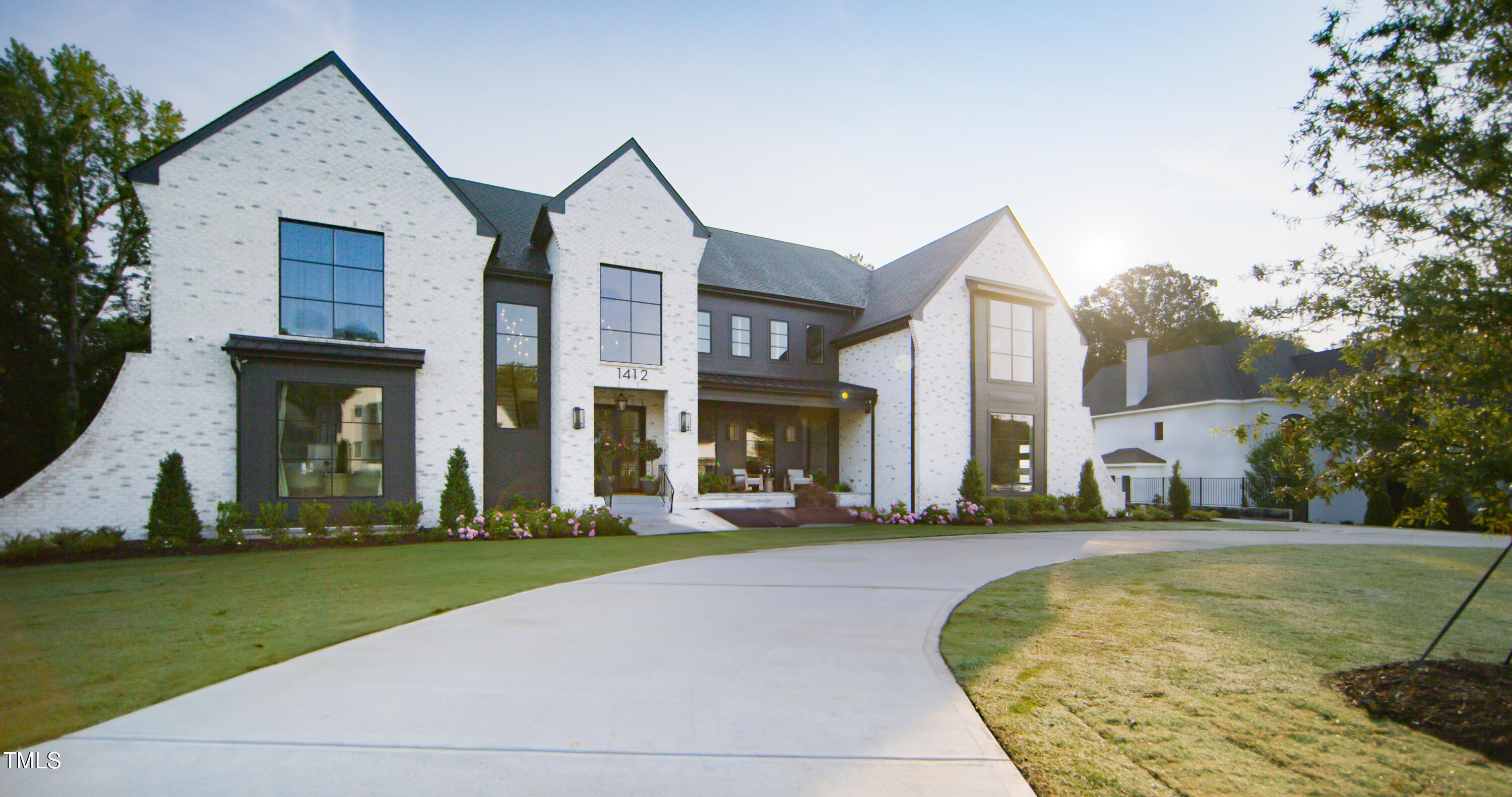1620 Hunting Ridge Road