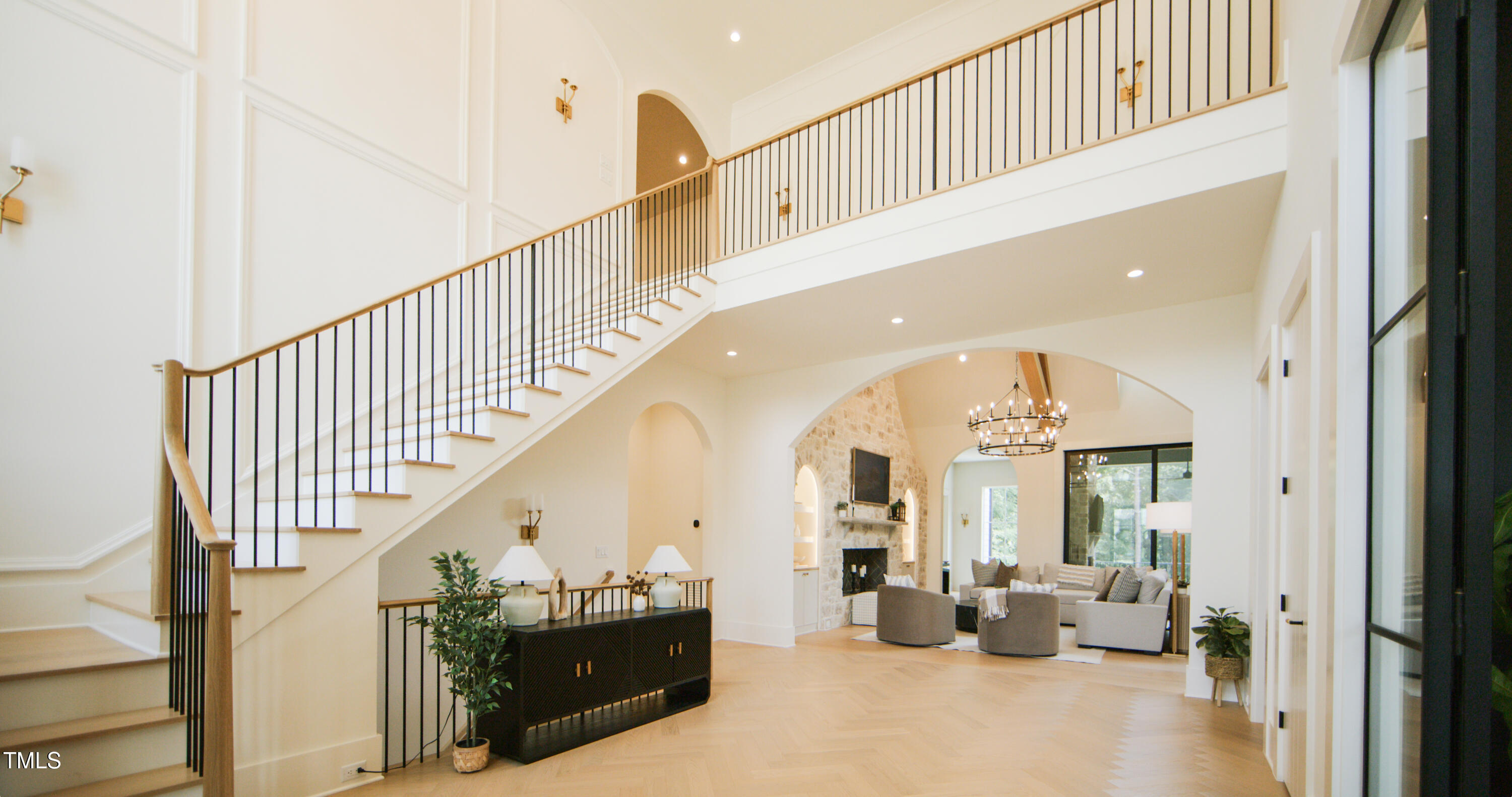 1620 Hunting Ridge Road