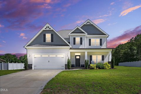 414 Fallingbrook Drive Kenly NC 27542