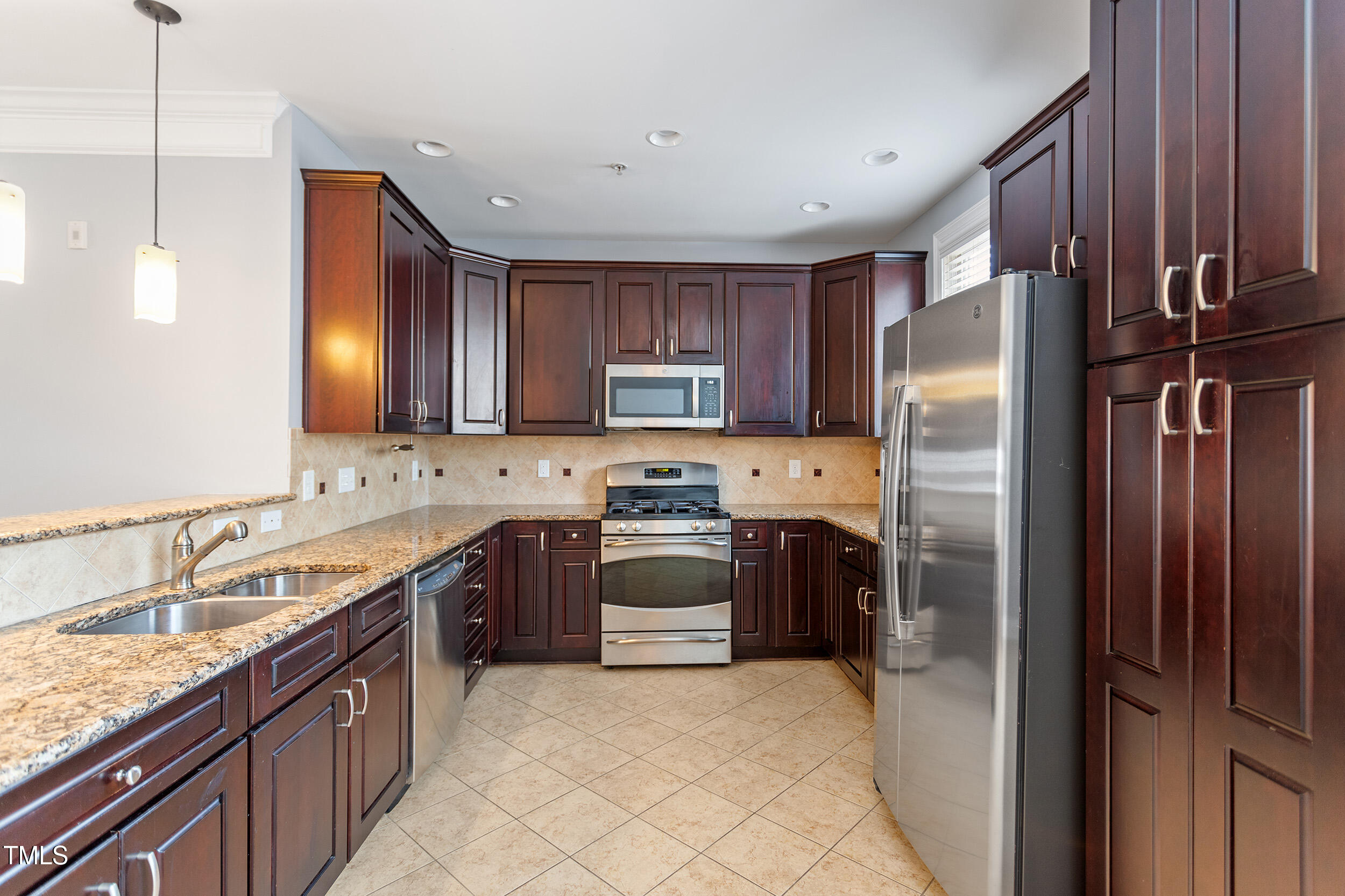 10321 Sablewood Drive 108