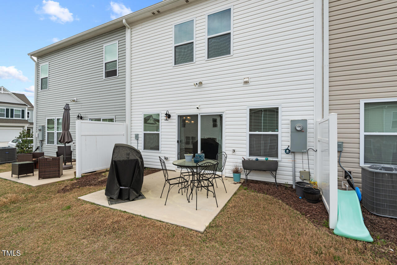 Clayton, North Carolina 27527, United States, 3 Bedrooms Bedrooms, ,3 BathroomsBathrooms,Residential,Active,106938