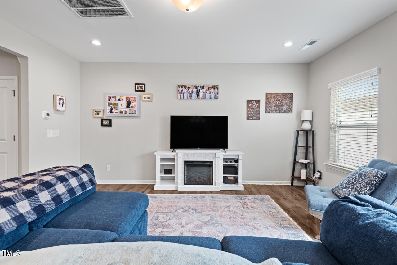 Clayton, North Carolina 27527, United States, 3 Bedrooms Bedrooms, ,3 BathroomsBathrooms,Residential,Active,106938