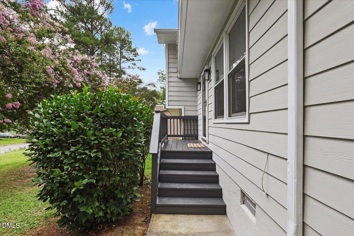 1017 Gaston Avenue