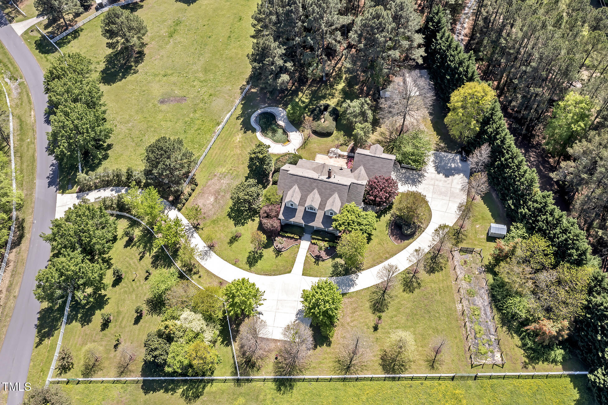 40 Farrells Creek Road