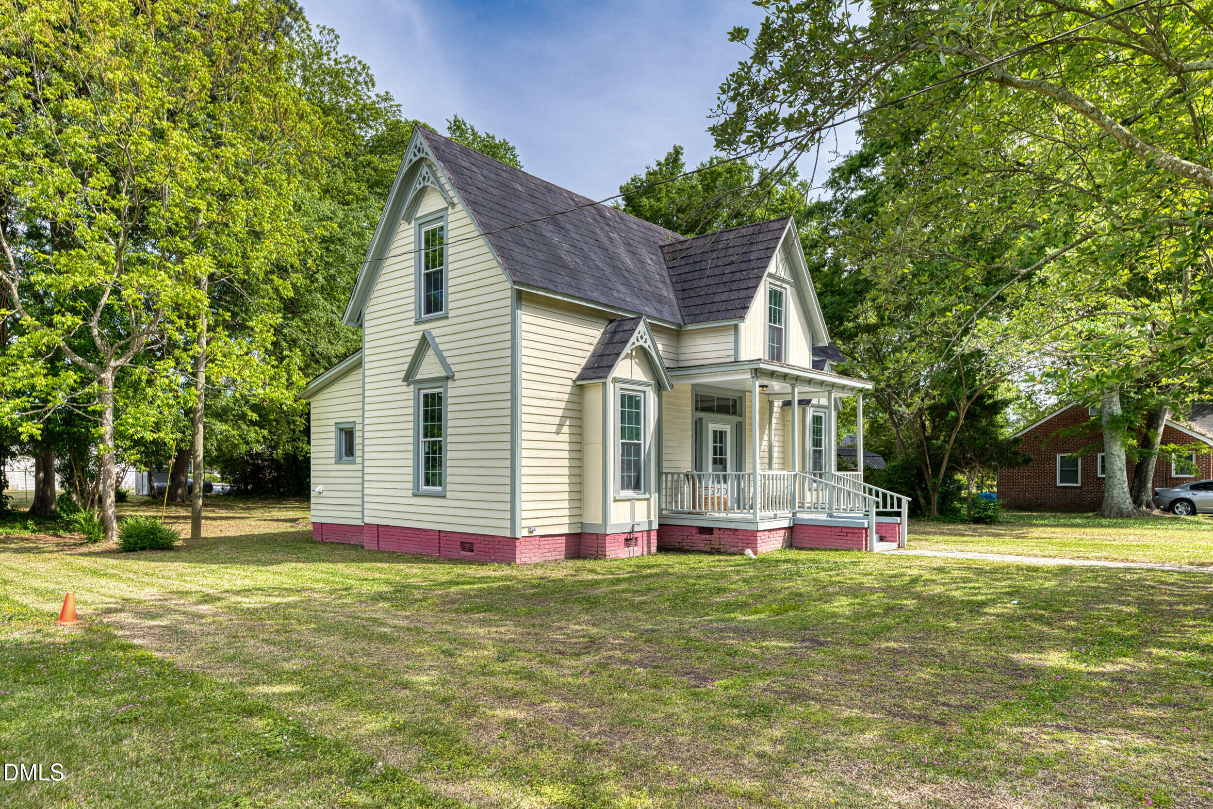 809 Church Street