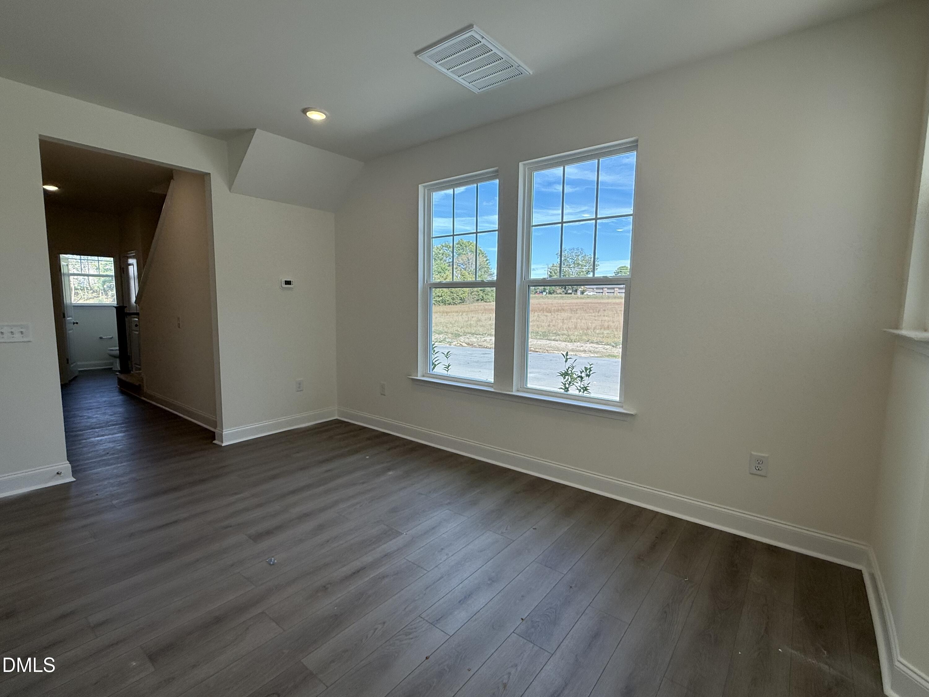 404 La Maison Avenue 1