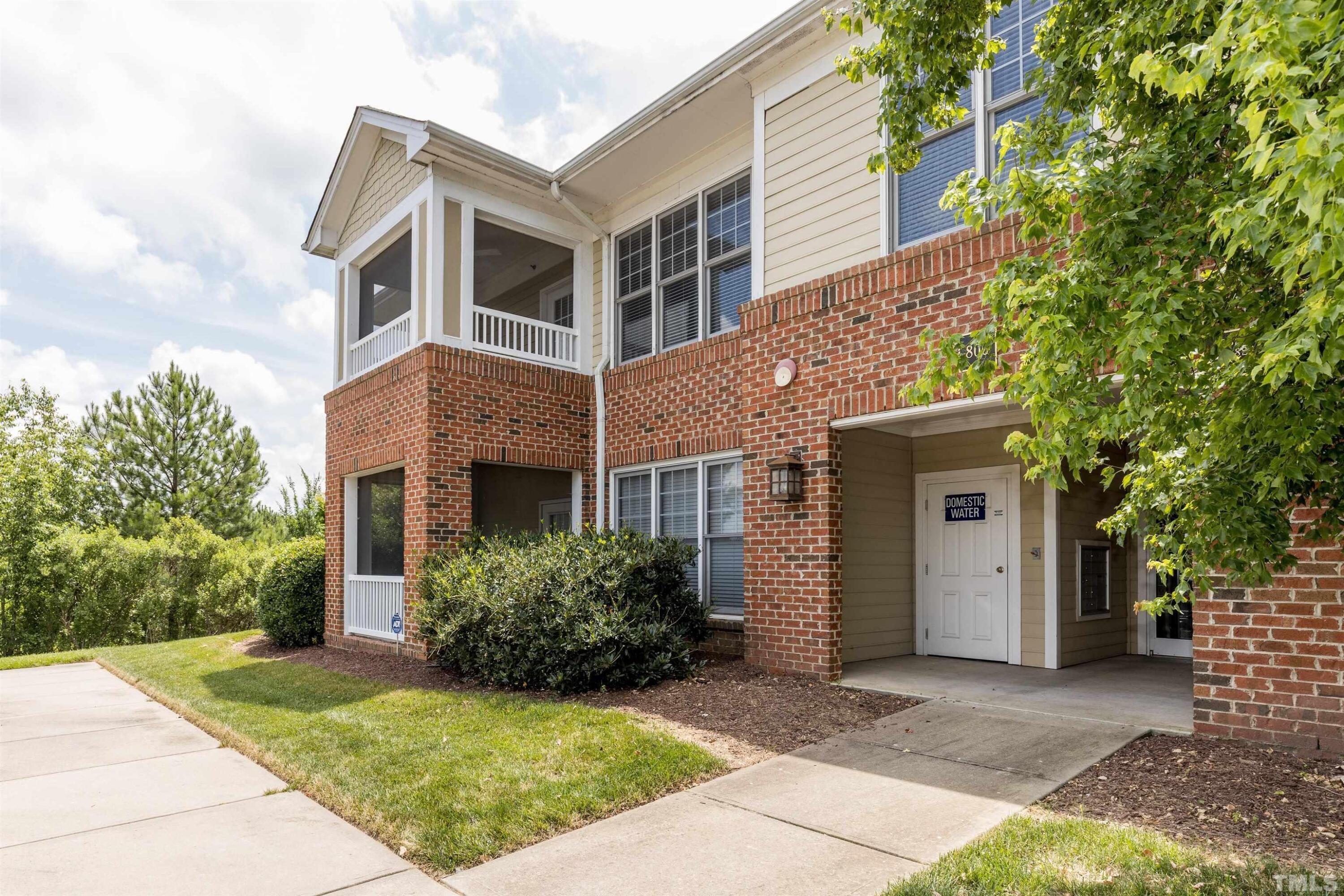 821 Waterford Lake Drive 821