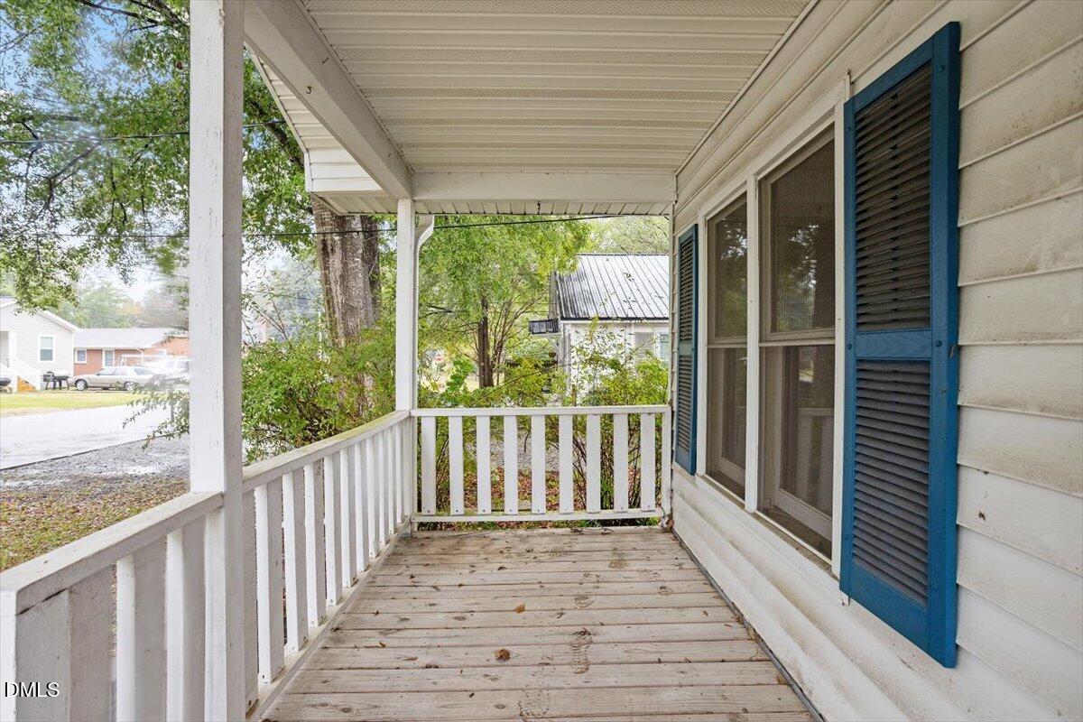 113 S Poplar Street