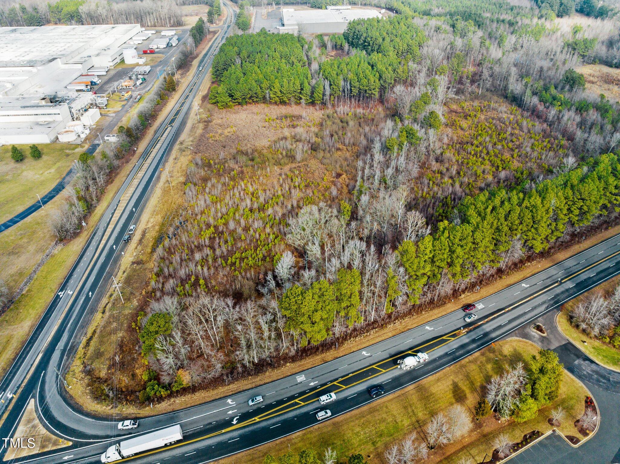 400 Oxford Loop