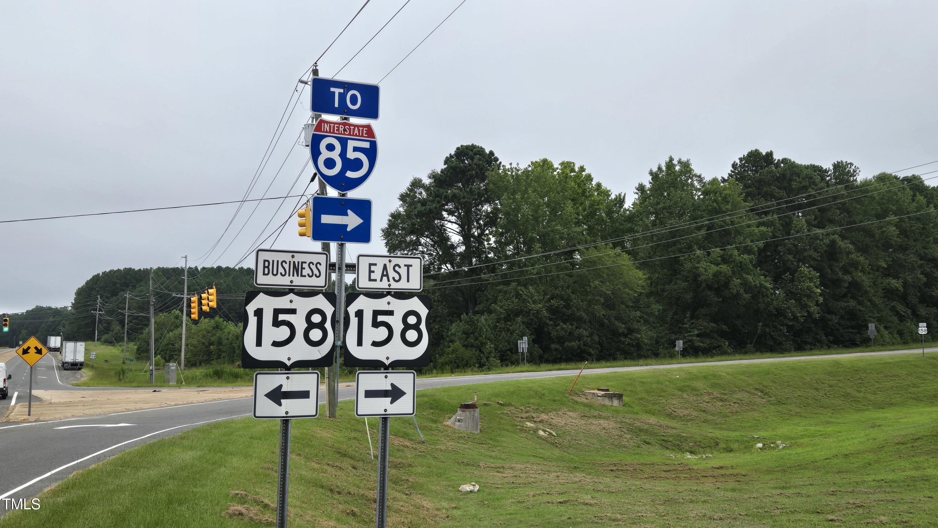 400 Oxford Loop