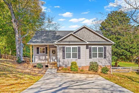 Photo for 401 Jobe Street