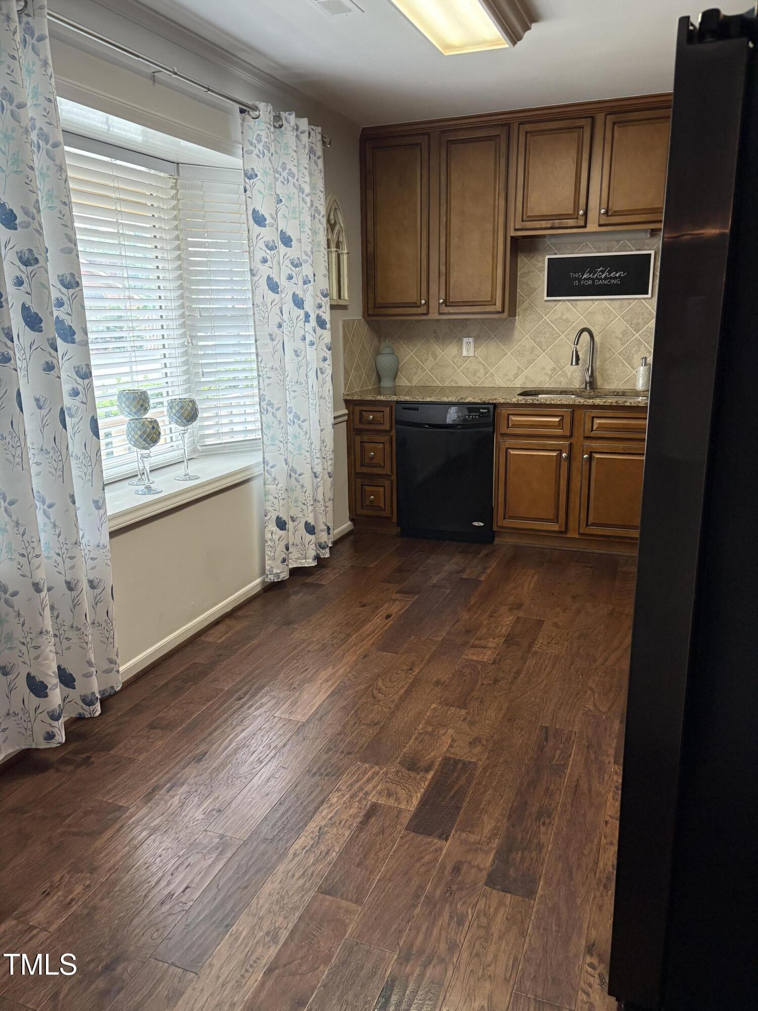 117 Chrisfield Circle