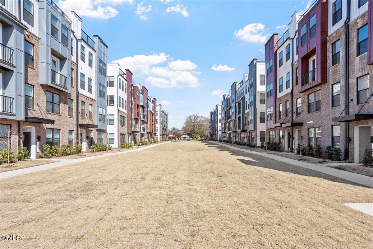 1234 Coach Station Alley 101