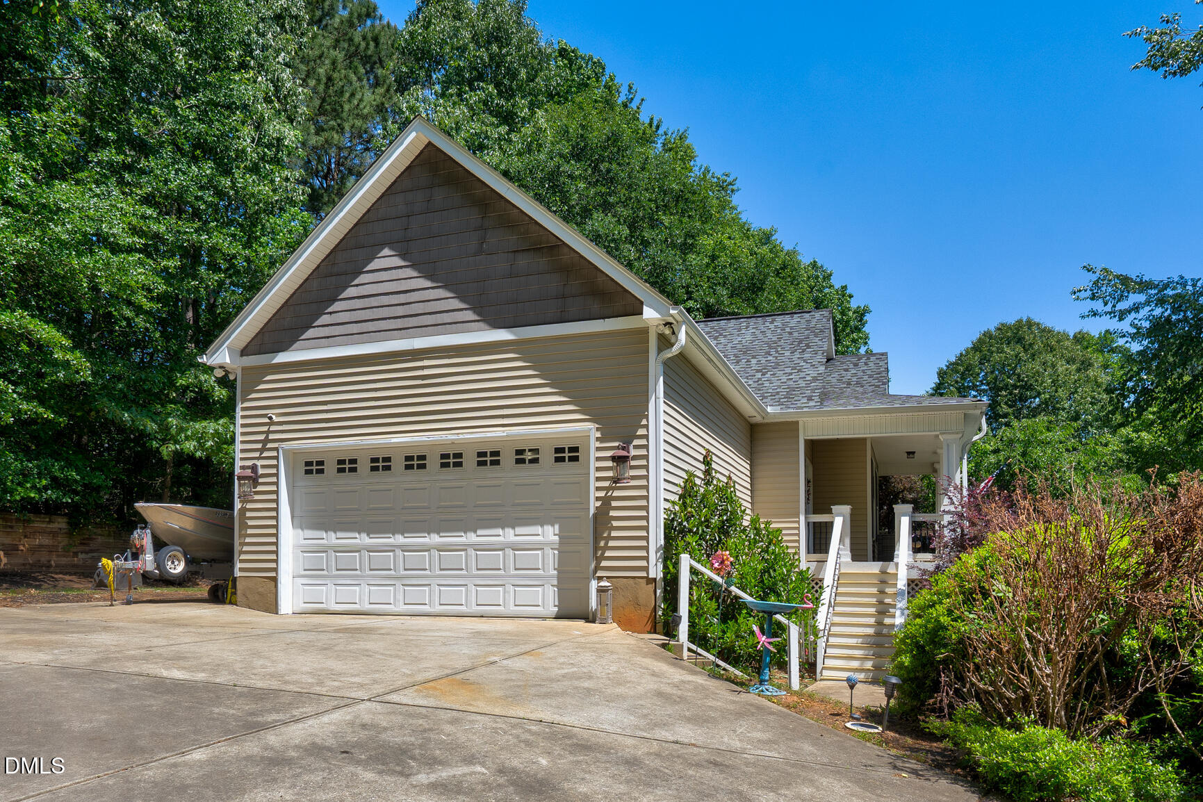 1604 Red Brick Road