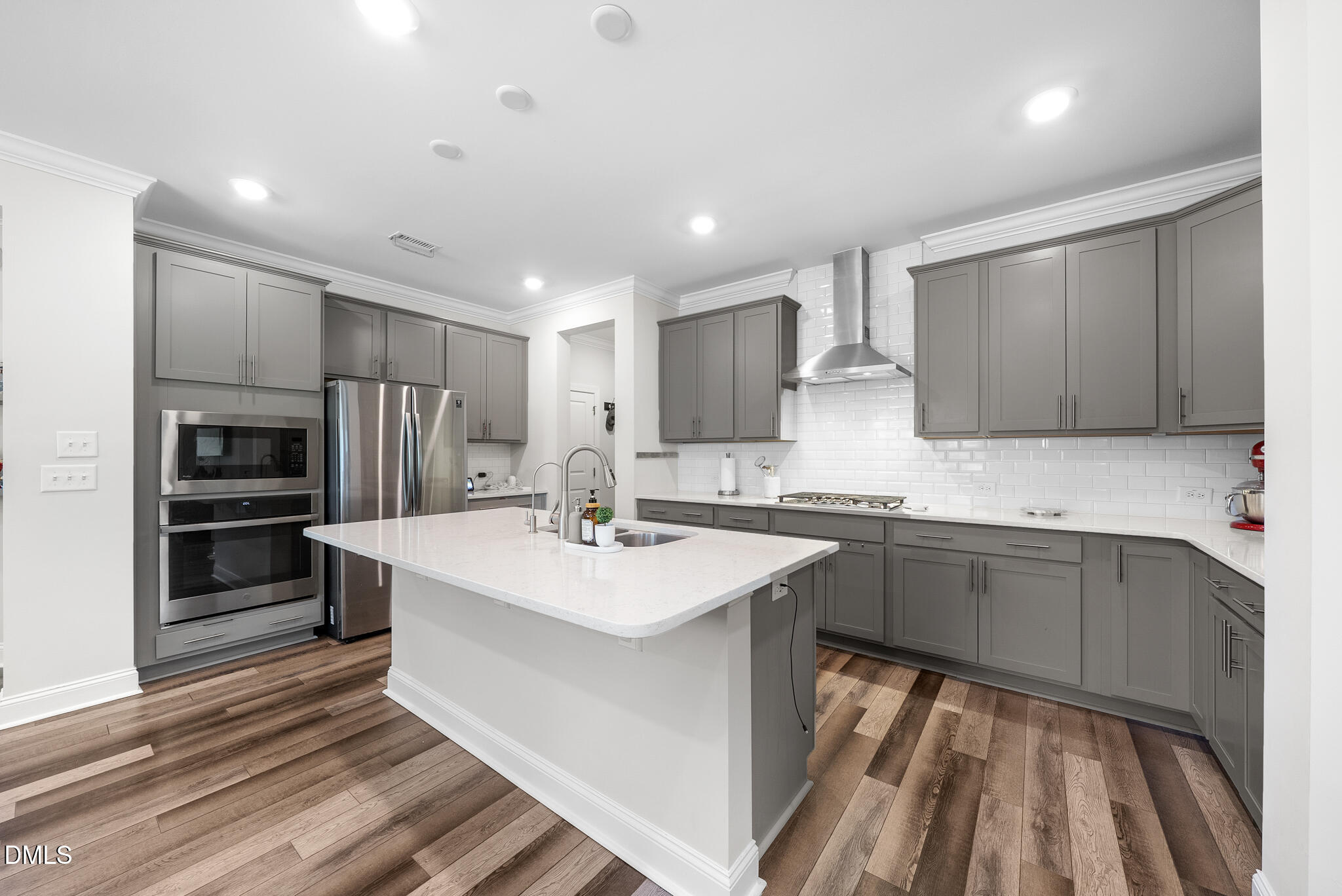 1916 Kings Knot Court