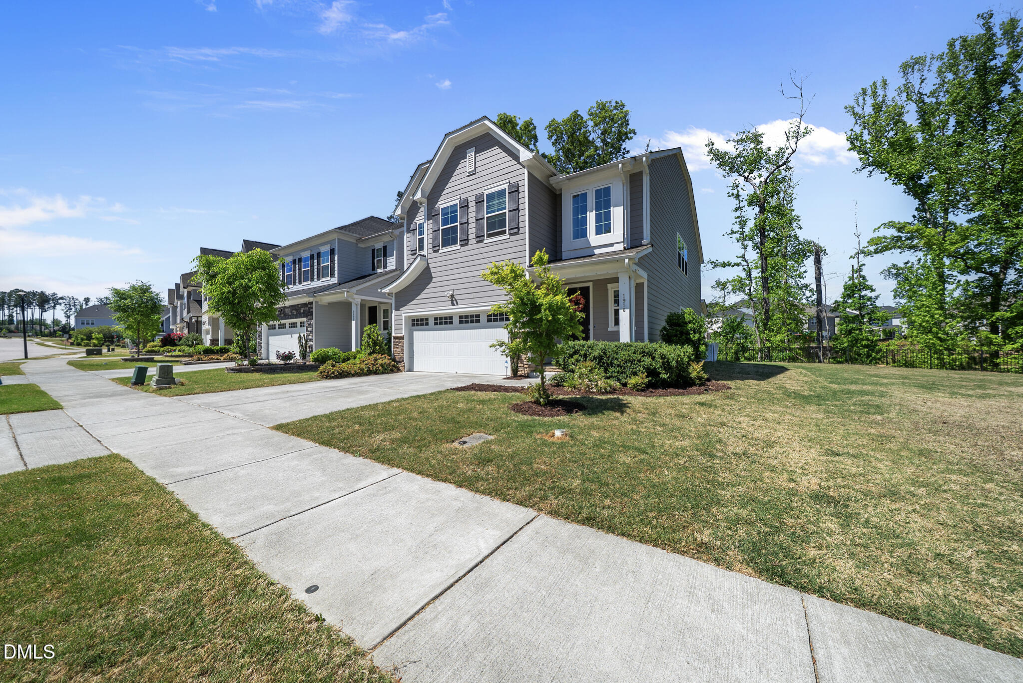 1916 Kings Knot Court