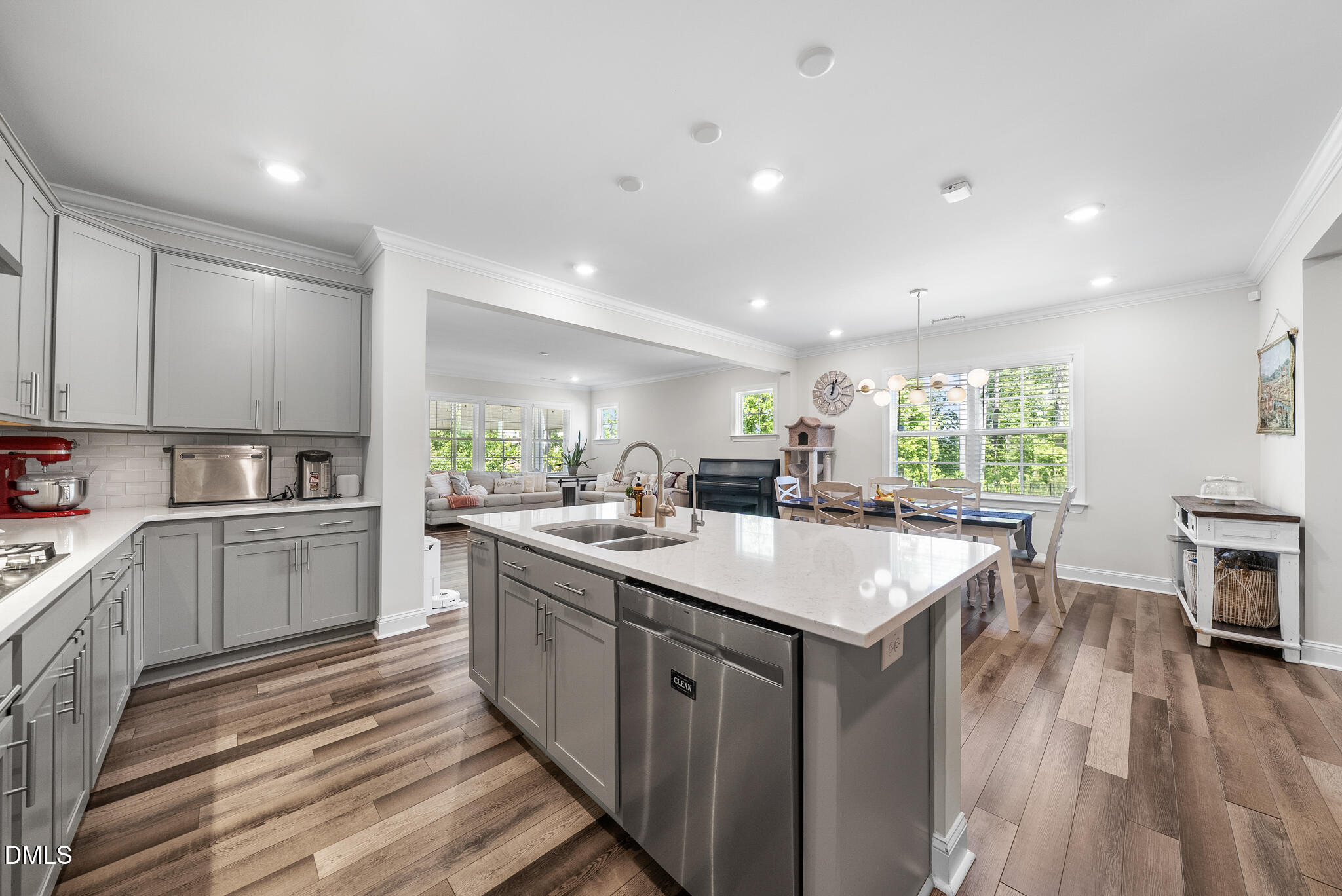 1916 Kings Knot Court