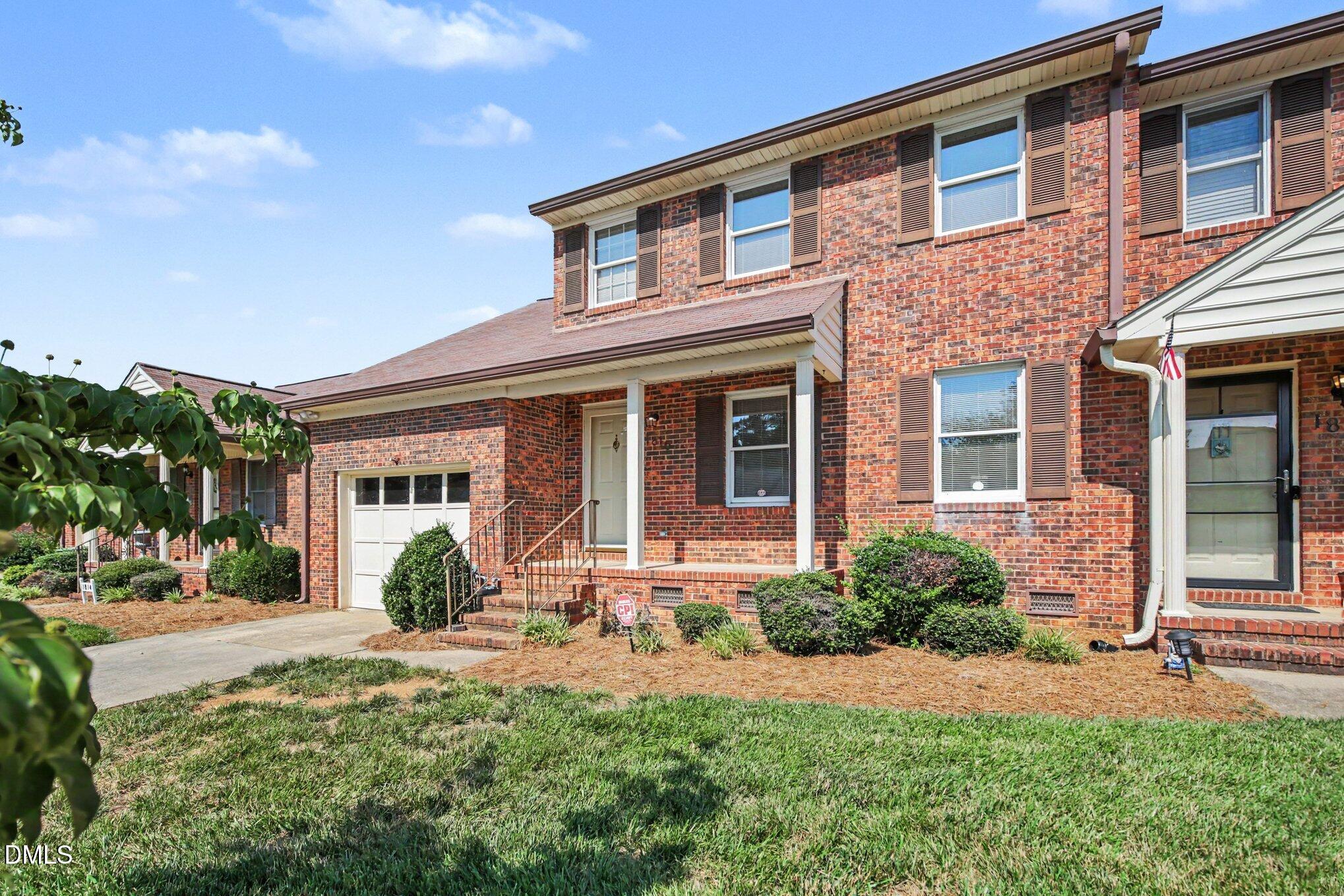 1816 Meadowview Drive