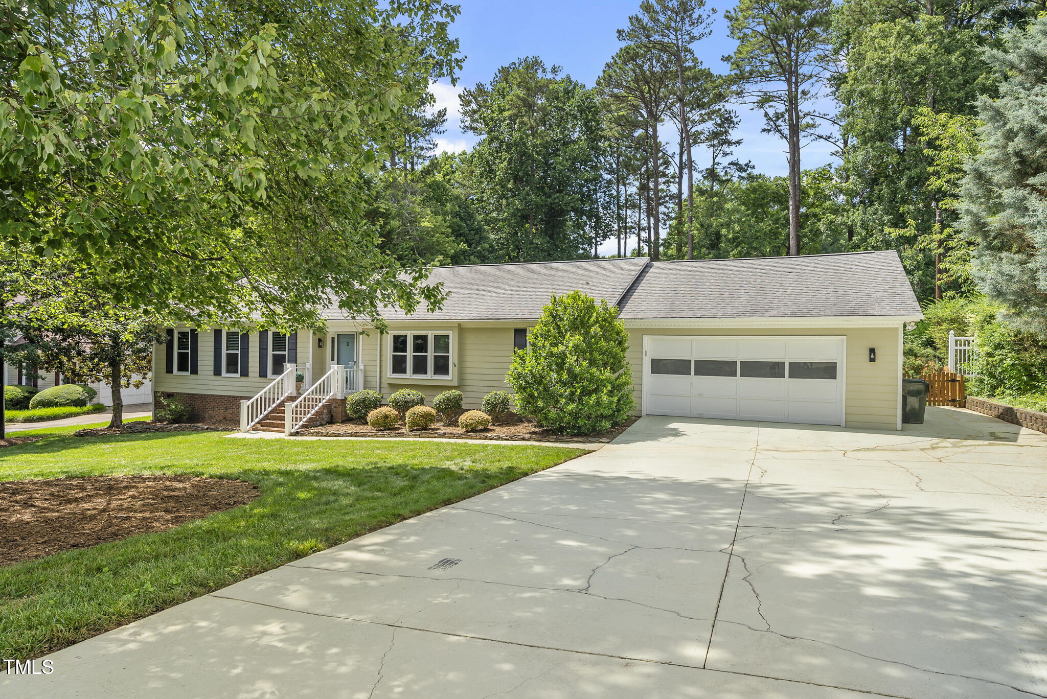 821 Van Thomas Drive
