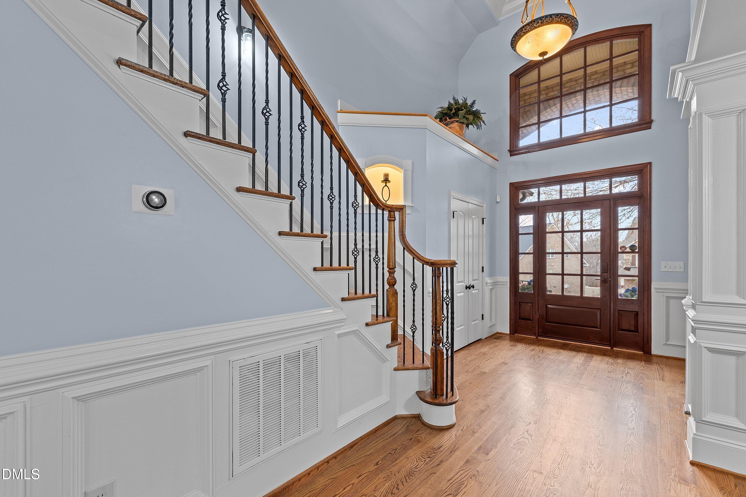 172 Valleycruise Circle