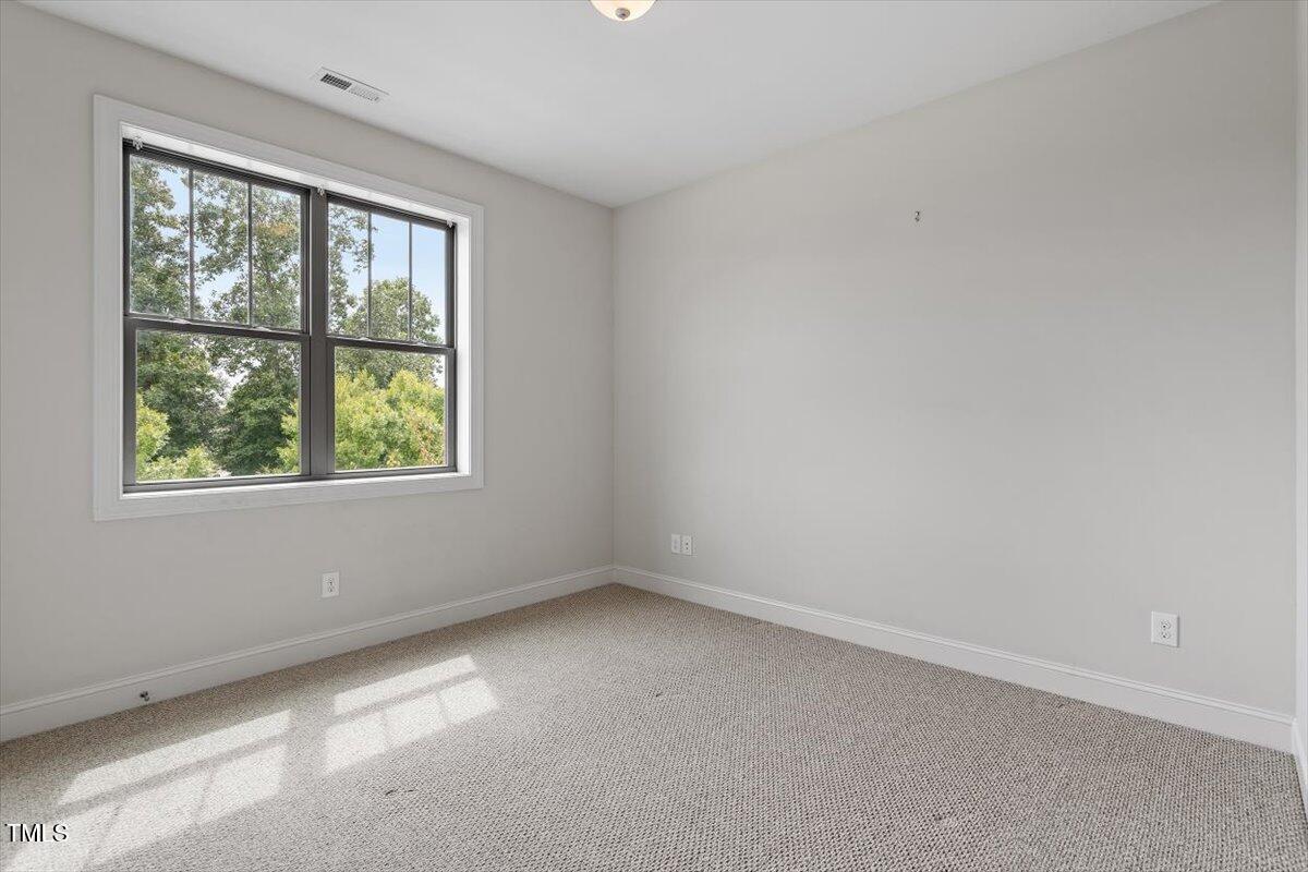 Chapel Hill, North Carolina 27516, United States, 4 Bedrooms Bedrooms, ,3 BathroomsBathrooms,Residential,Active,121555