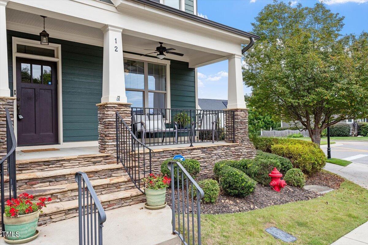 12 Beacon Ridge Boulevard