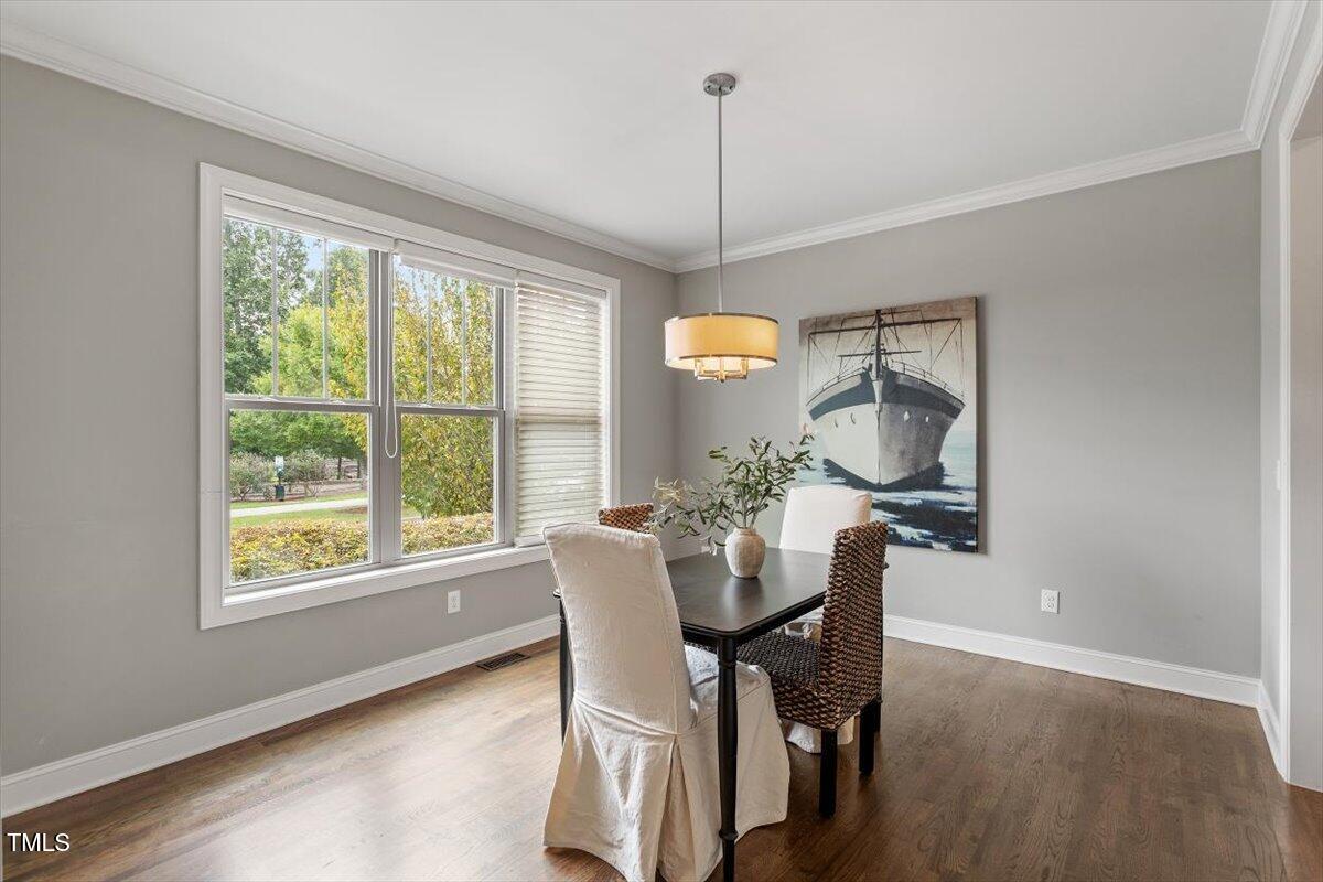 12 Beacon Ridge Boulevard