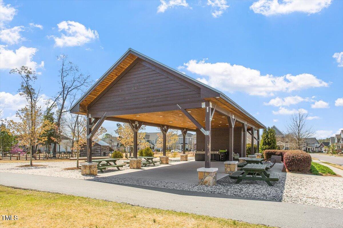 Chapel Hill, North Carolina 27516, United States, 4 Bedrooms Bedrooms, ,3 BathroomsBathrooms,Residential,Active,121555