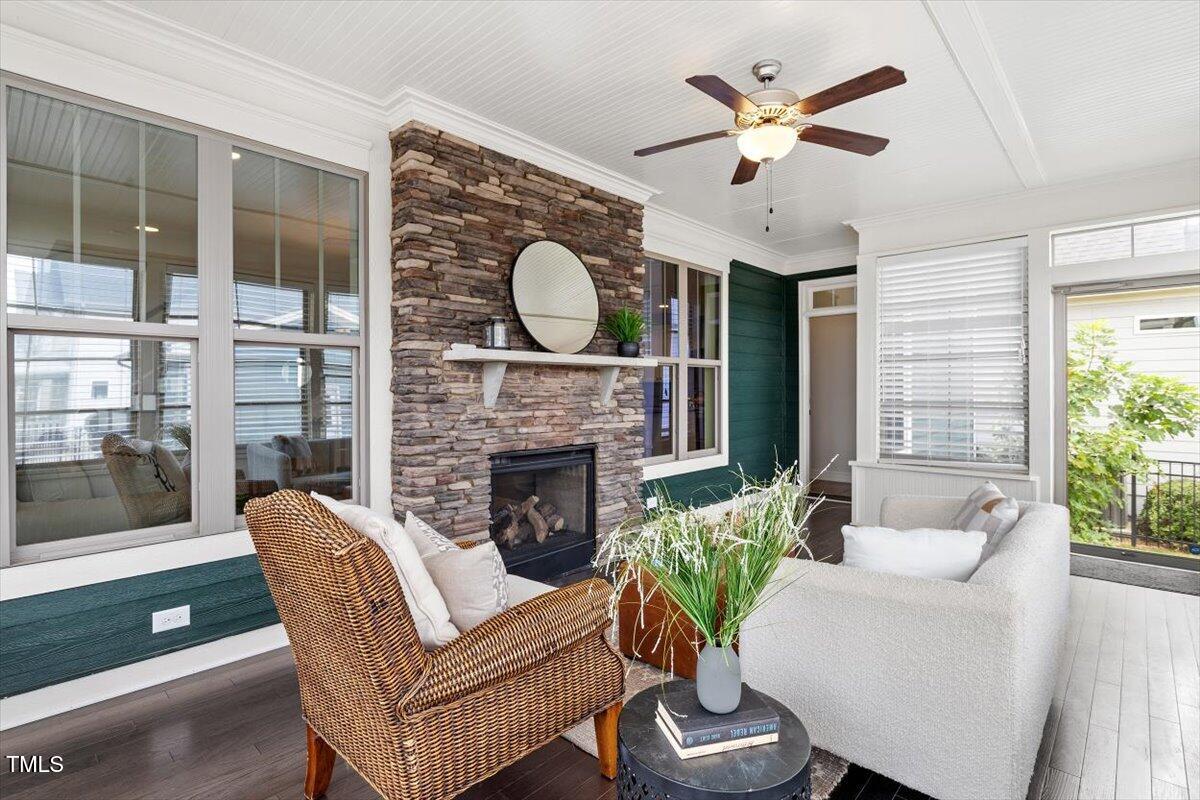 Chapel Hill, North Carolina 27516, United States, 4 Bedrooms Bedrooms, ,3 BathroomsBathrooms,Residential,Active,121555