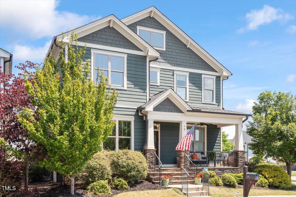 12 Beacon Ridge Boulevard