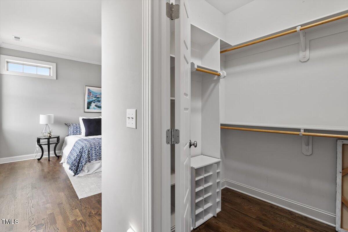 Chapel Hill, North Carolina 27516, United States, 4 Bedrooms Bedrooms, ,3 BathroomsBathrooms,Residential,Active,121555