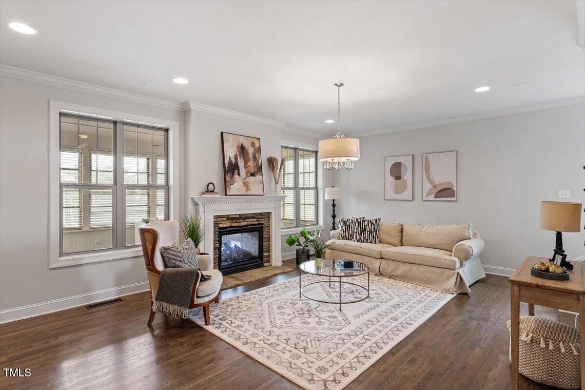 Chapel Hill, North Carolina 27516, United States, 4 Bedrooms Bedrooms, ,3 BathroomsBathrooms,Residential,Active,121555