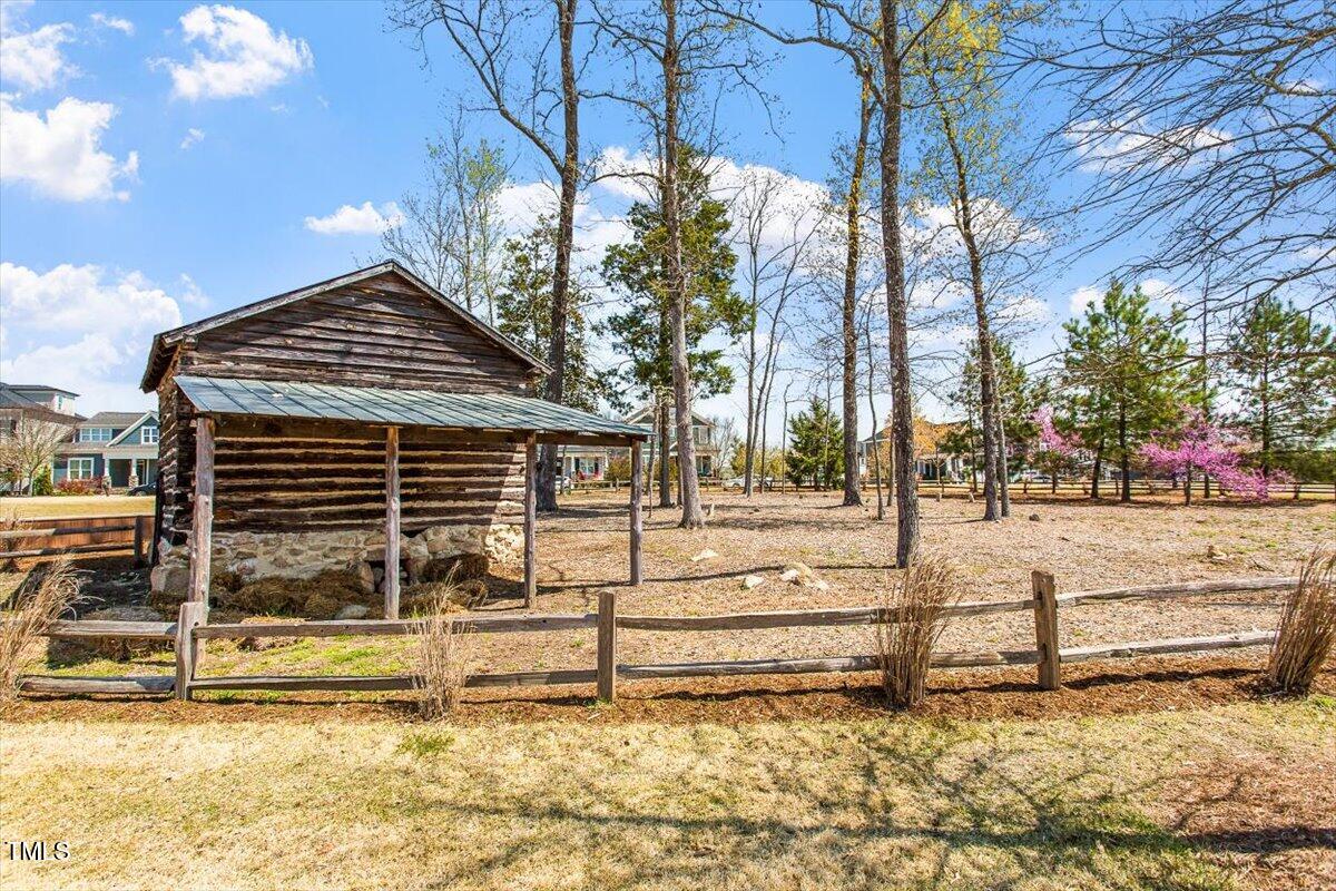 Chapel Hill, North Carolina 27516, United States, 4 Bedrooms Bedrooms, ,3 BathroomsBathrooms,Residential,Active,121555