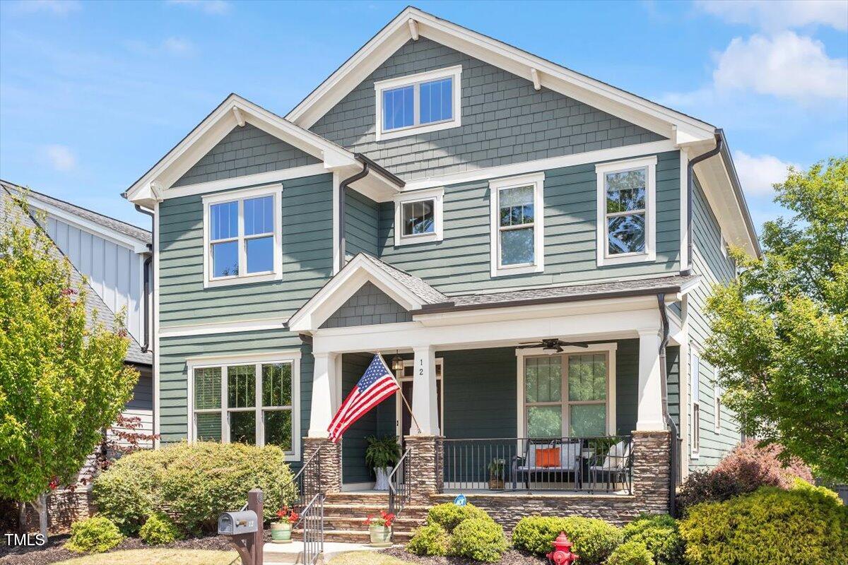 12 Beacon Ridge Boulevard