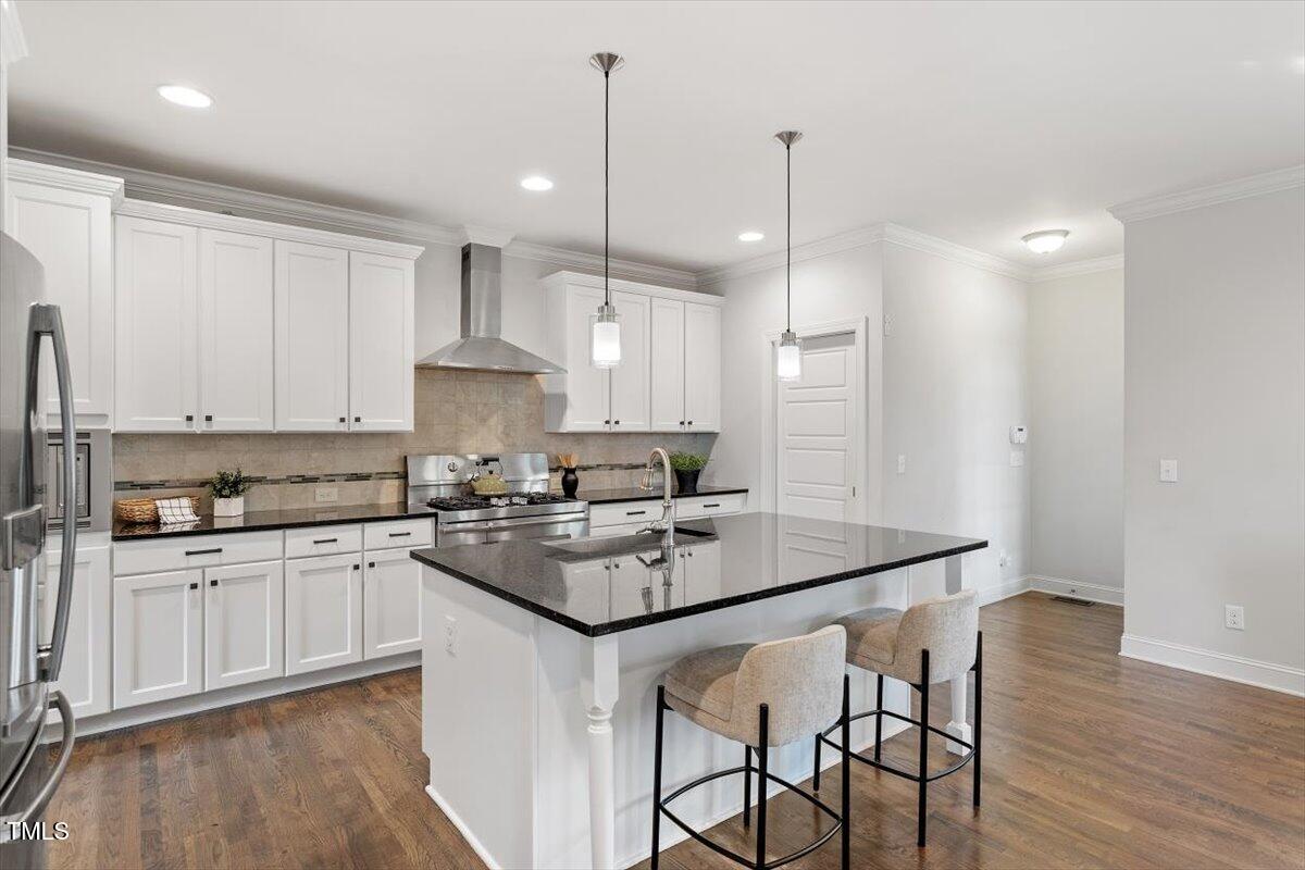 Chapel Hill, North Carolina 27516, United States, 4 Bedrooms Bedrooms, ,3 BathroomsBathrooms,Residential,Active,121555