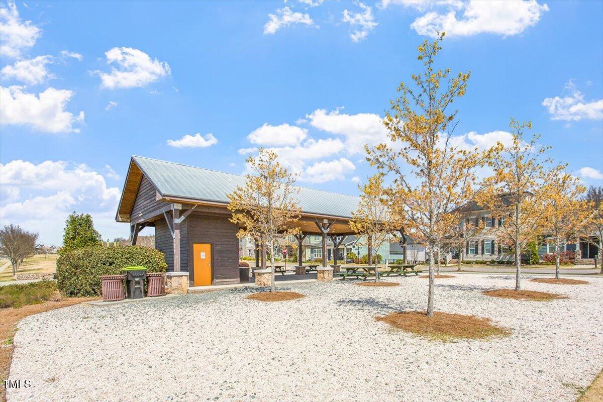 Chapel Hill, North Carolina 27516, United States, 4 Bedrooms Bedrooms, ,3 BathroomsBathrooms,Residential,Active,121555